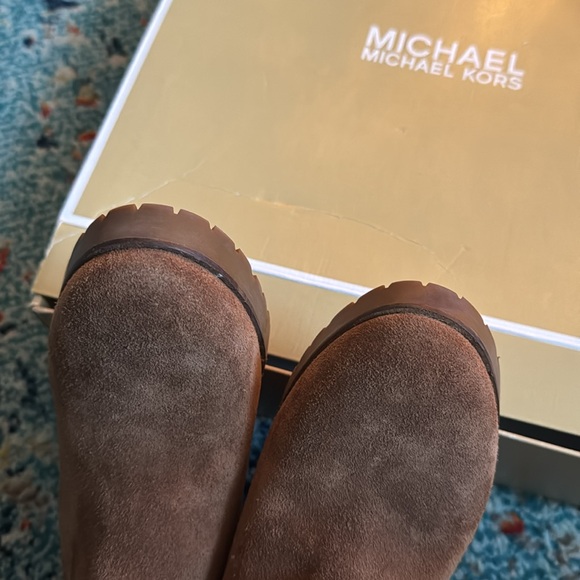 Michael Kors suede boots size 8.5 Brown. Worn one time. - Picture 12 of 13